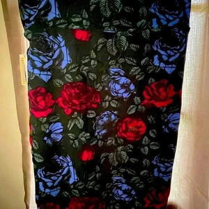 LulaRoe Ladies skirt sz L stretch floral green black burgandy 4 in waistband .
